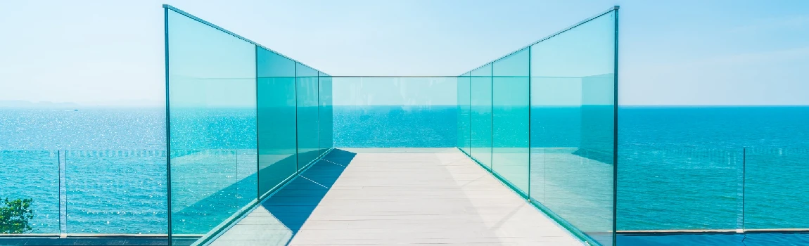 Customized Glass Pool Fence Repair Services in Iona